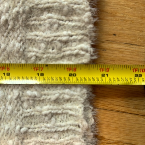 New Lush Tula Balloon Sleeve Cream Sweater (Small) - Picture 5 of 8